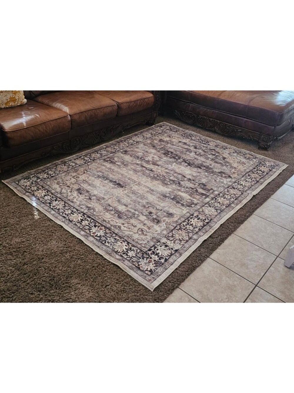 Topfinel Vintage Boho Floral Rug, characterized by its classic distressed floral